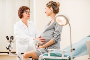 Doctor and pregnant woman